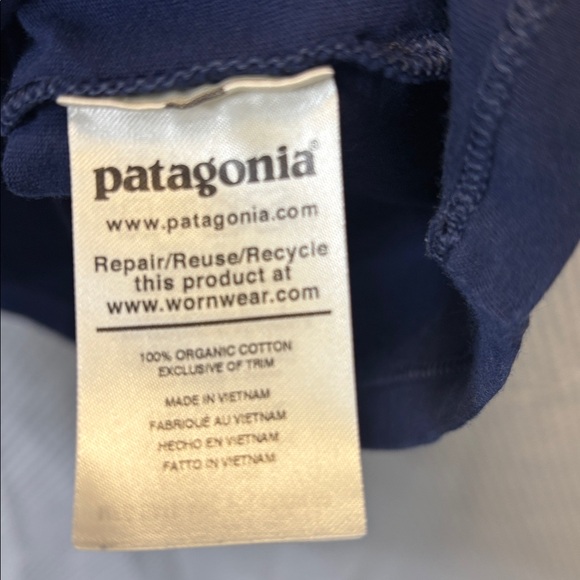 Patagonia Dark Blue Graphic Men's Tee Size Large 100% Cotton. - Picture 4 of 8